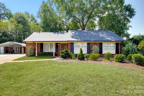 3200 Aspendale Lane