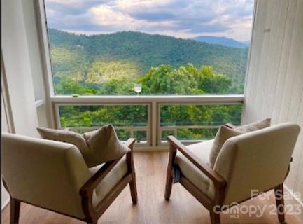 647 Town Mountain Road 605 sold home in Sunset Ridge Condominiums, Asheville, NC