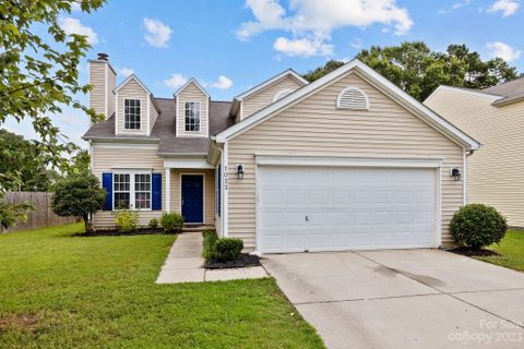 1022 Hipp Road