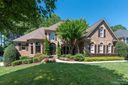 17116 Harcombe Drive sold home in Charlotte, SC