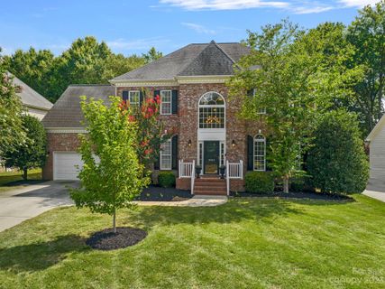 8303 Tintinhull Lane