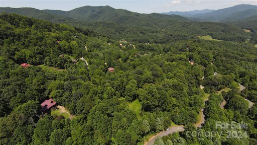 9 Point Of View Drive sold home in Hills Of Cataloochee, Waynesville, NC