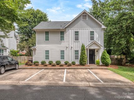 1529 Briar Creek Road