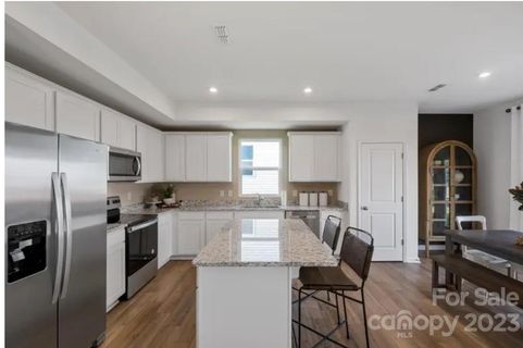 532 Amhurst Street 8