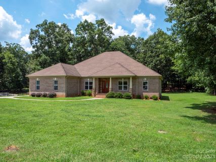 4900 Campobello Drive sold home in Old Gate, Monroe, NC