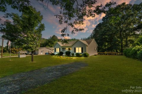 3205 44th Avenue Drive sold home in Catawba Forest, Hickory, NC