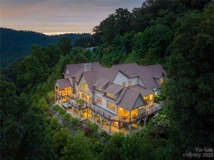 99 Crestridge Drive