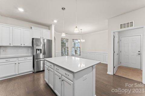 517 Cellini Place