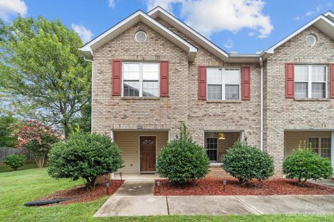812 Maupin Avenue sold home in Maupin Court, Salisbury, NC