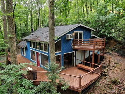 48 Gold Finch Lane sold home in Woodlands, Maggie Valley, NC