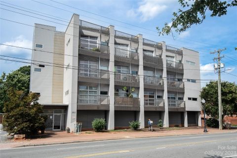 1611 Central Avenue 202
