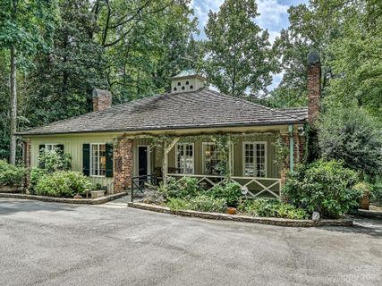 2100 Peppercorn Lane