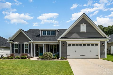210 Wescot Drive sold home in Kensley, Concord, NC