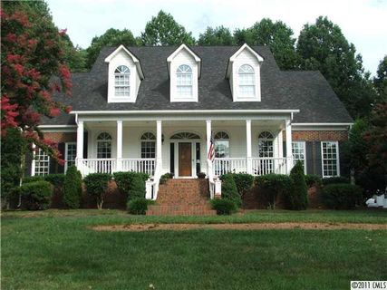718 Big Indian Loop sold home in Indian Hill, Mooresville, NC
