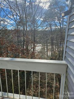 1050 21st Avenue 19 sold home in quail run, Hickory, NC