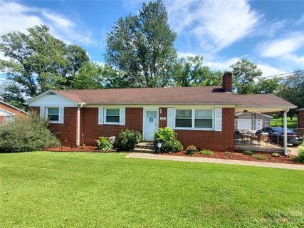 232 Hartness Road sold home in Ashley Park, Statesville, NC