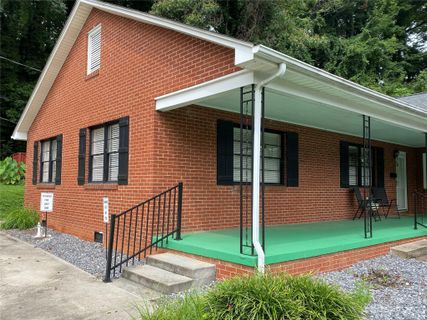1014 Wright Street sold home in Kentwood, Lenoir, NC