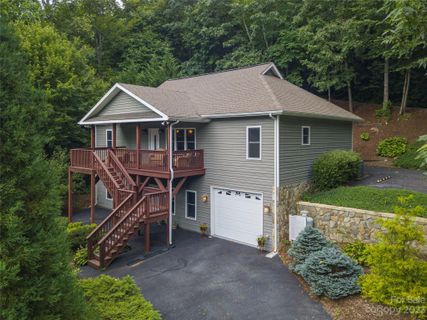 7 Bellewood Drive sold home in Campbell Woods, Maggie Valley, NC