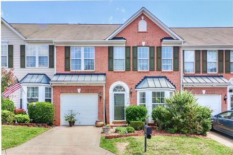Previously sold for $280,000