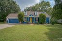 13901 Phillips Road sold home in Matthews, SC