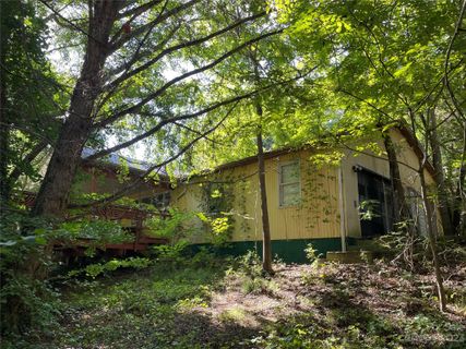 105 Pine Hill Drive