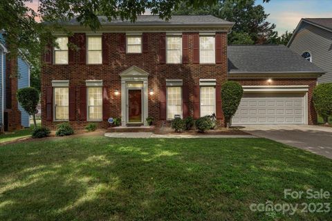 1633 Waterstone Lane sold home in Great Oaks, Charlotte, NC