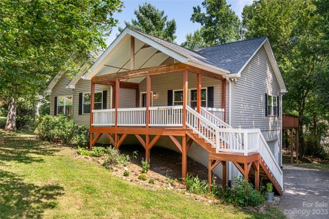 307 Golden Hawk Trail sold home in Poplar Creek, Asheville, NC