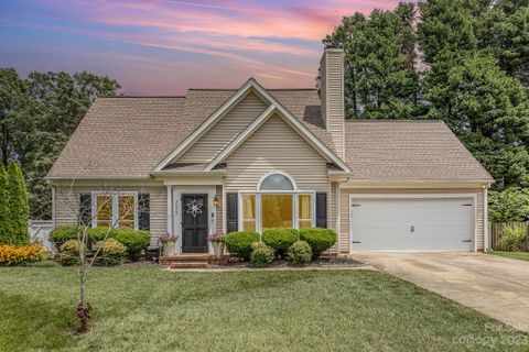3604 Still Oaks Court sold home in Hidden Pond, Concord, NC