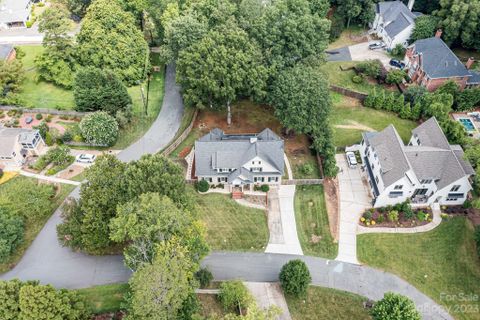 301 Anthony Circle