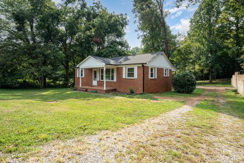 222 Fieldstone Circle sold home in Ashley Park, Statesville, NC