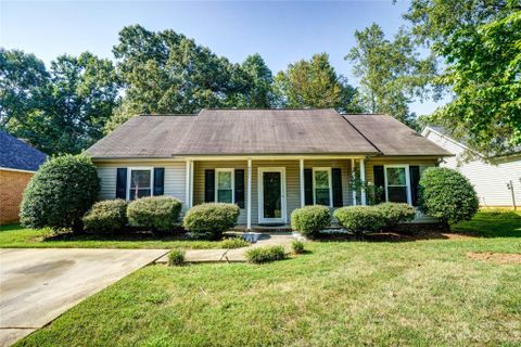 5301 Rockwood Road sold home in Crandon Park, Charlotte, NC
