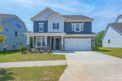 2843 Suffolk Place