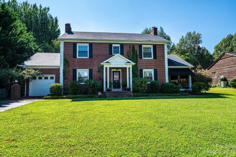 406 Pennton Avenue sold home in Maehill Park, Lenoir, NC