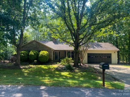 125 Pinecroft Court sold home in Pinecroft, Troutman, NC