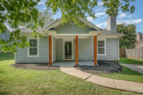 101 Fox Glove Drive