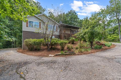 142 Rocky Mount Drive sold home in Carolina Mountains, Lake Lure, NC