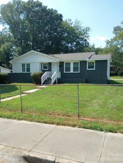 400 S Ramsey Street