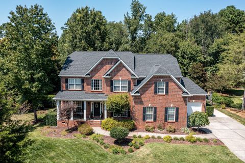 3218 Sawtooth Court sold home in Fairington Oaks, Mint Hill, NC