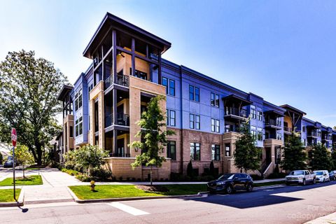 2401 Euclid Avenue 205