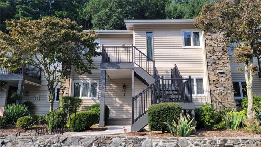 640 Britton Creek Drive sold home in Britton Creek, Hendersonville, NC