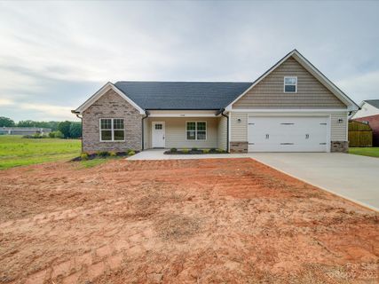 2608 Main Street sold home in College Park, Albemarle, NC