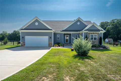 253 Lone Pine Road sold home in Carson Creek, Statesville, NC