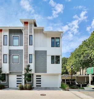 2660 Shenandoah Avenue