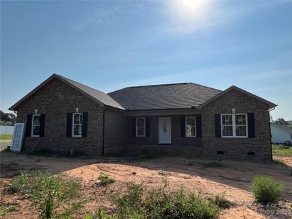 301 S 5th Avenue sold home in Temple Heights, Maiden, NC