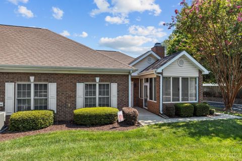 10316 Park Willow Drive sold home in Willowhurst at Park Crossing, Charlotte, NC