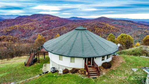 101 Fawns Rest Road sold home in Deer Run Estates, Black Mountain, NC