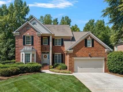 810 Staghorn Lane