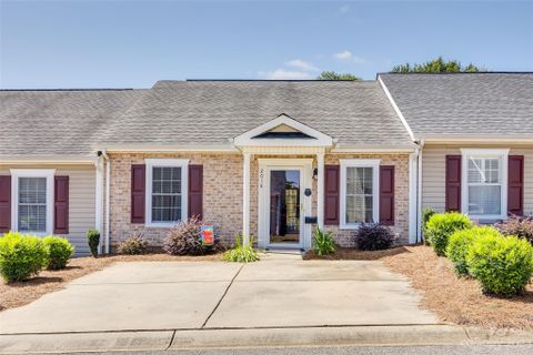 2016 Pin Oak Place sold home in Cramerton Oaks, Cramerton, NC