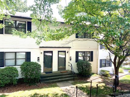 615 Biltmore Avenue Q5 sold home in Beverly Condos, Asheville, NC