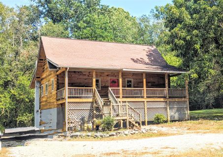 305 Ridge Creek Court sold home in Windmill Ridge, Salisbury, NC